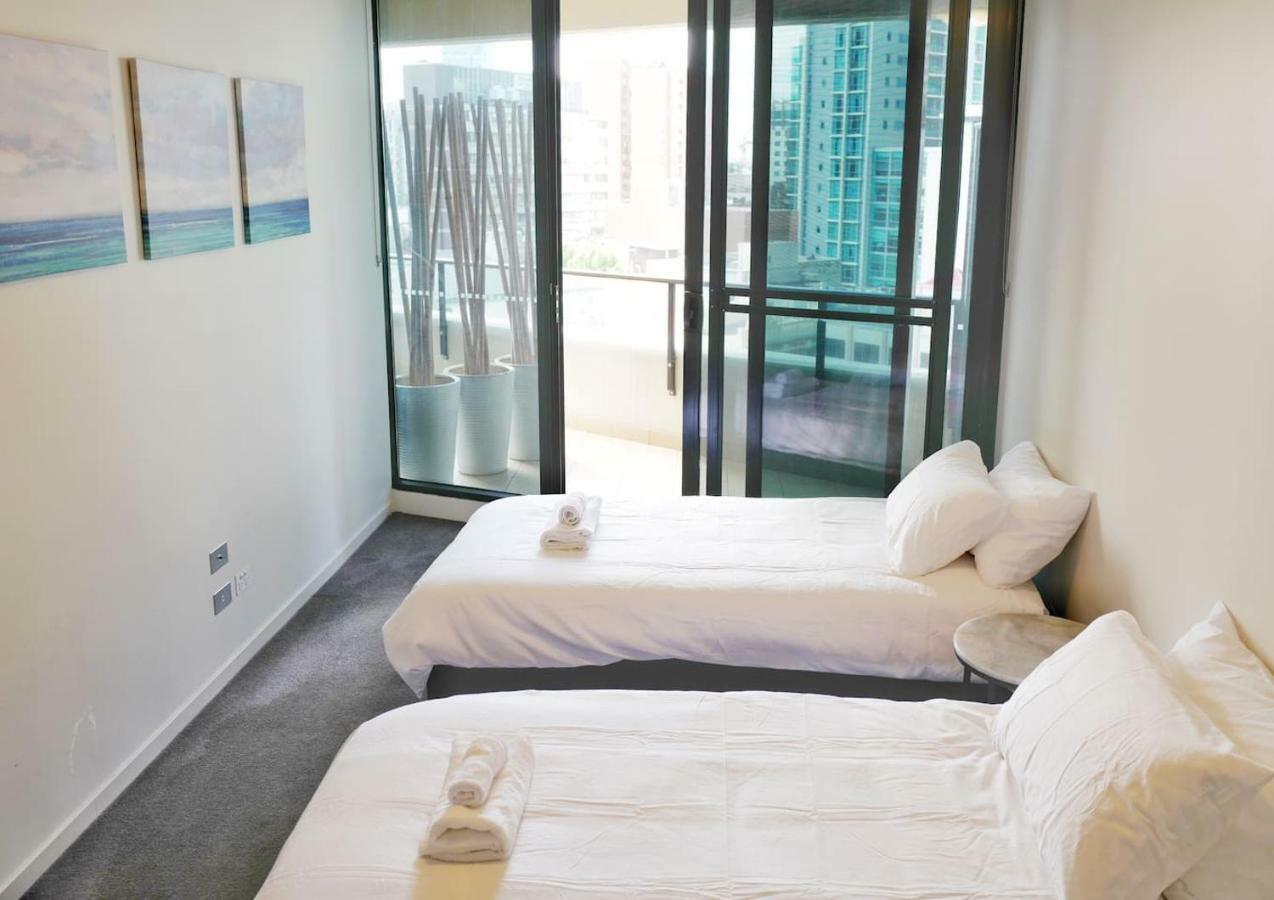 Apartment Inmark Tower *